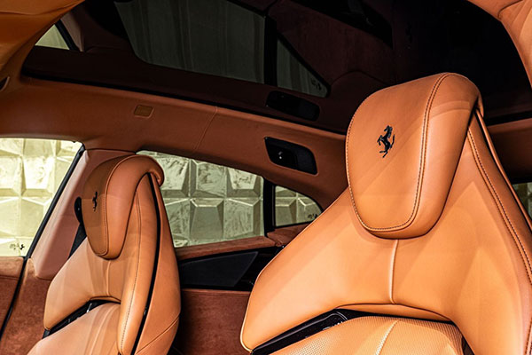 Ferrari Purosangue (2025)